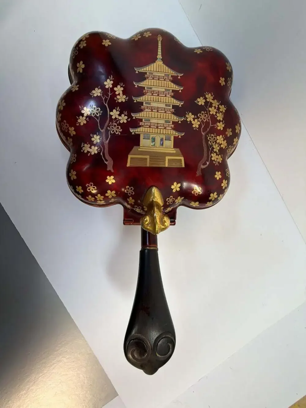 Vintage Marumi Made‎ in Occupied Japan Lacquerware Metal Base Hand Mirror